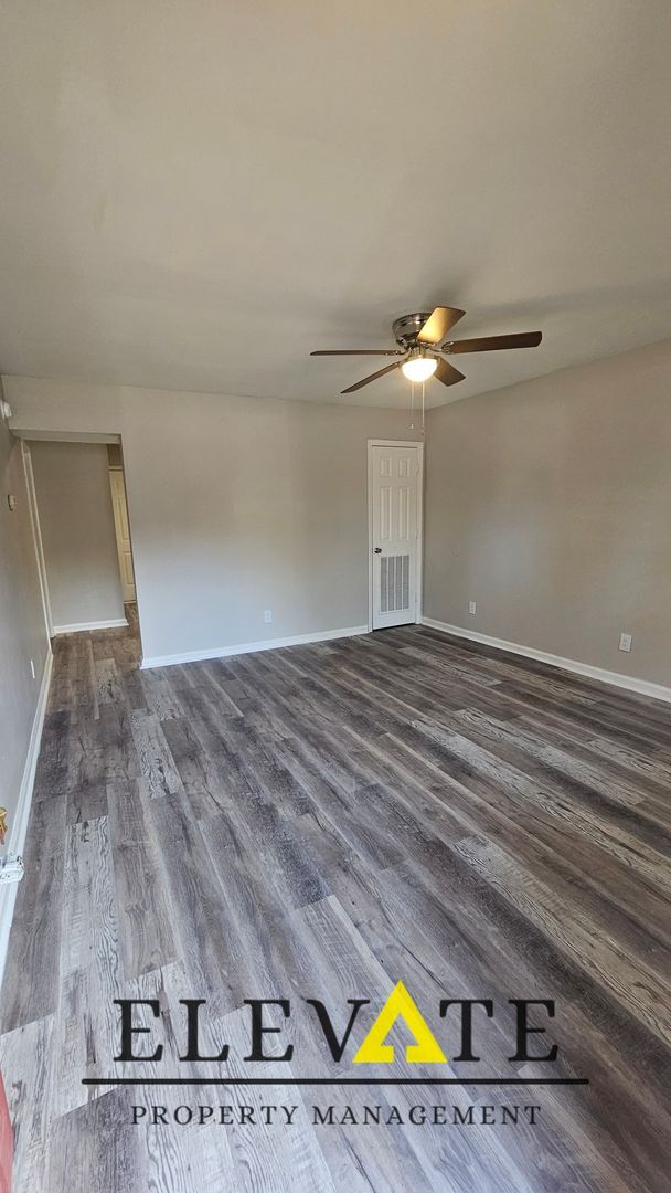 Photo - Strawberry Commons-Schedule a showing today!