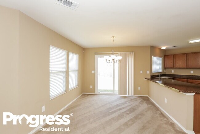 Photo - 6329 Highland Commons Dr