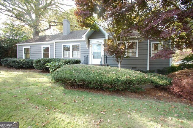 Photo - 3347 College St