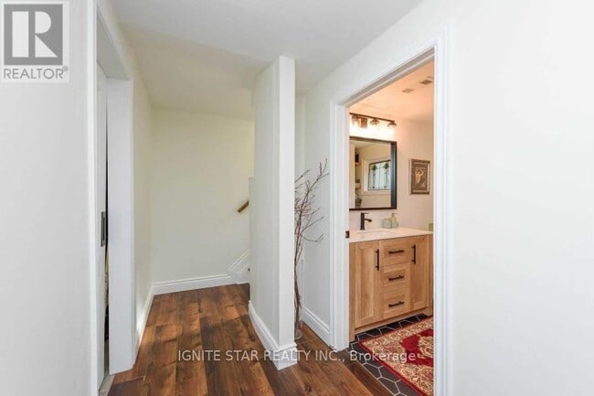 Photo - 323 Montego Rd