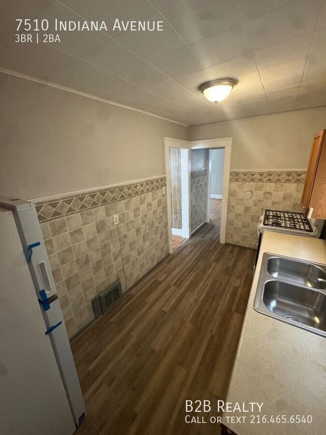 Photo - 7510 Indiana Ave