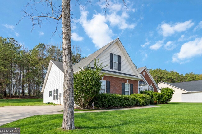 Photo - 1108 The by Way