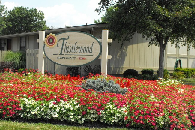 Entrance - Thistlewood Apartments