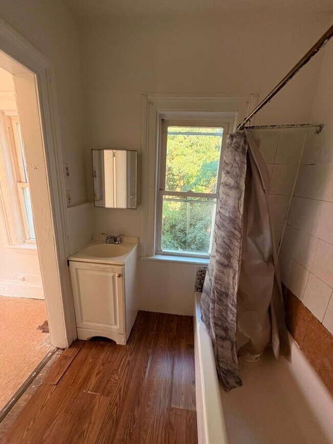 15 Clark St Unit 2