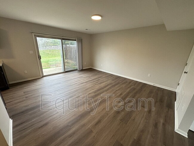 Photo - 2301 Old State Rte 32 Unit Apt B