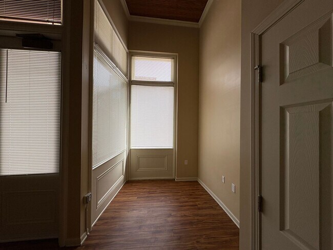 Photo - 452 Poplar St Unidad 1