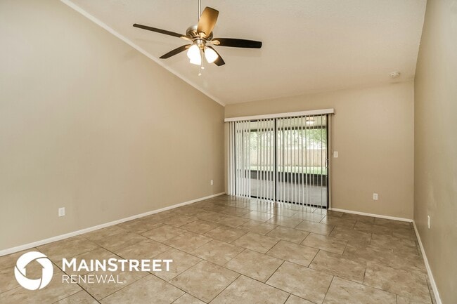 Photo - 6138 Ranier Dr