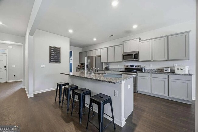 Photo - 933 Nandina Ln