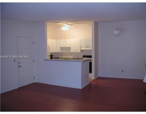 Building Photo - 9729 Hammocks Blvd Unit 206E