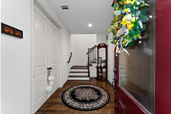 Photo - 1139 W 21st St