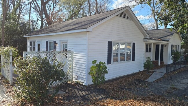 Photo - sunset1617 Unit B