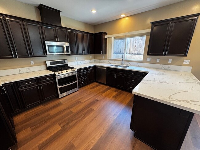 Photo - 5 Bedroom Home in El Cajon