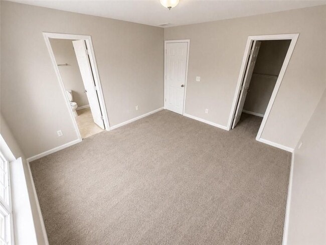 Photo - 6764 Blackstone Pl