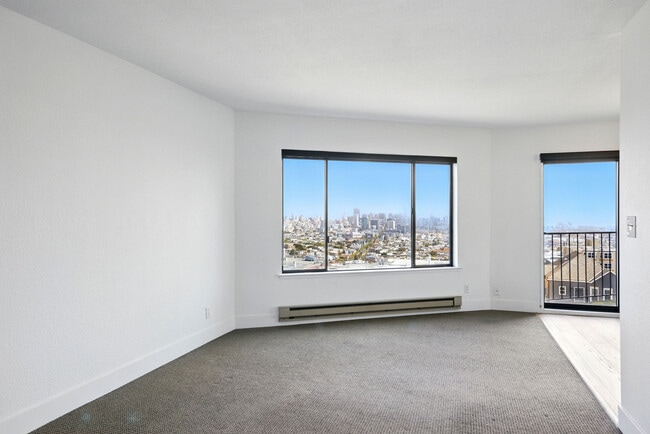 Photo - 3550 Market St