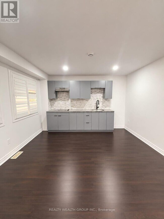 Photo - 13 Brider Crescent