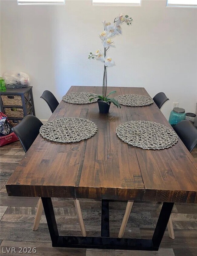 Photo - 5289 Coral Ribbon Ave