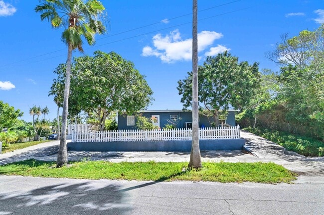 Photo - 1032 W Jennings St