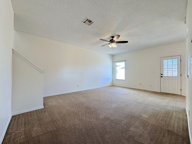Photo - Northeast El Paso 5Bed/2.5Bath Refrig A/C!