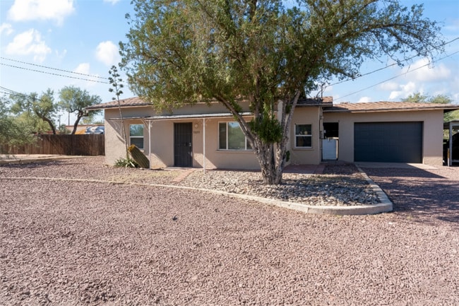 Photo - 3833 N Tyndall Ave