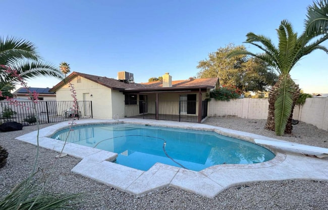 Photo - 5226 W Harmont Dr House