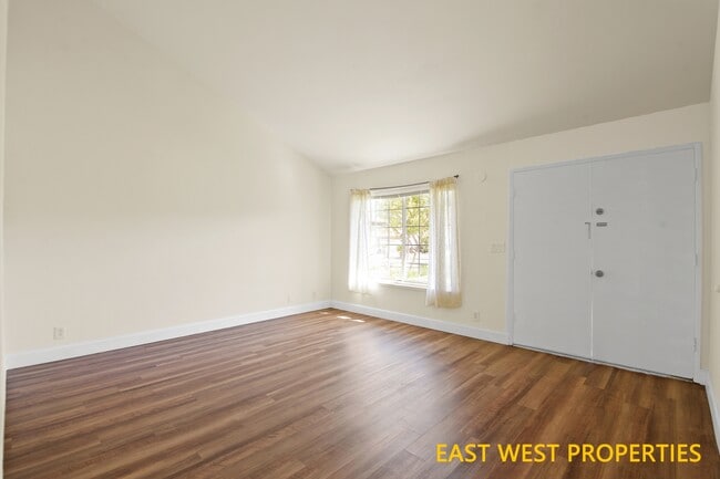 Photo - 5012 Greencap Ave