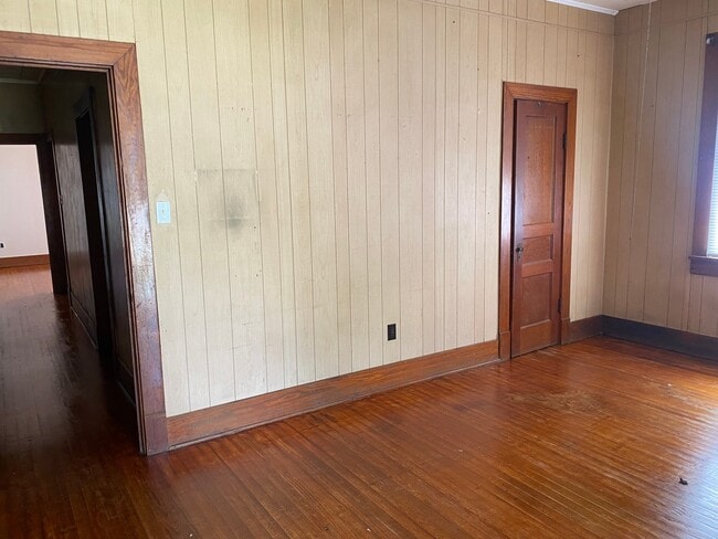 1805-1807 E Main St Unit 1805