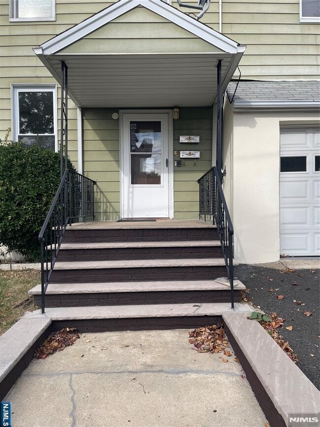Photo - 508 2nd St Unit 1