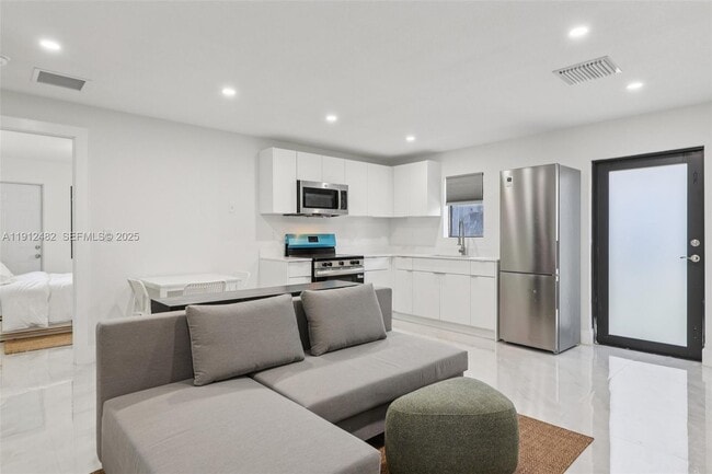 Photo - 17003 SW 107th Pl Unit 2