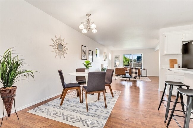 Photo - 5327 64th St W