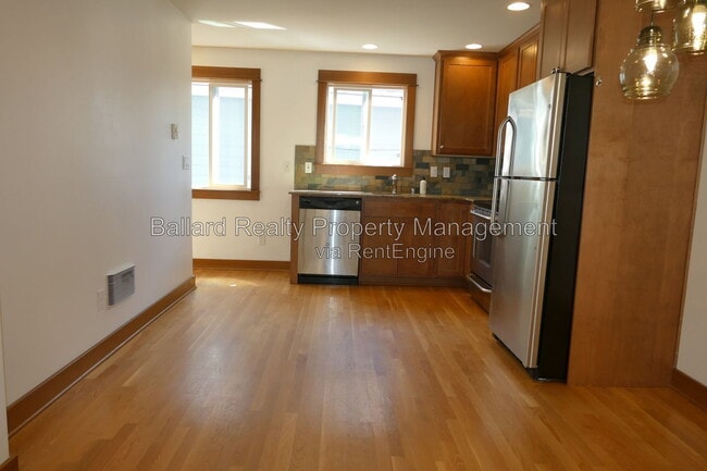 Photo - 4514 Dayton Ave N