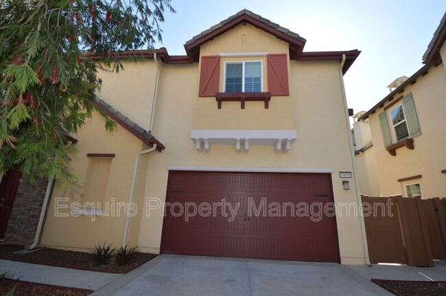 1608 Range Rd