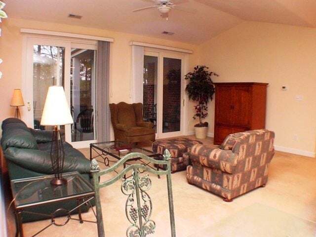 Photo - 1521 Woodbrooke Dr