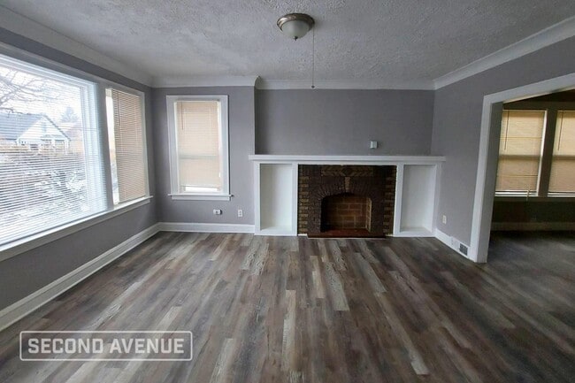 Photo - 8312 S Aberdeen St