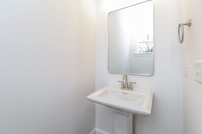 Photo - Beautiful 3BR 3.5BA Townhome w/ Full Appliance Kitchen • Garage Parking in West End