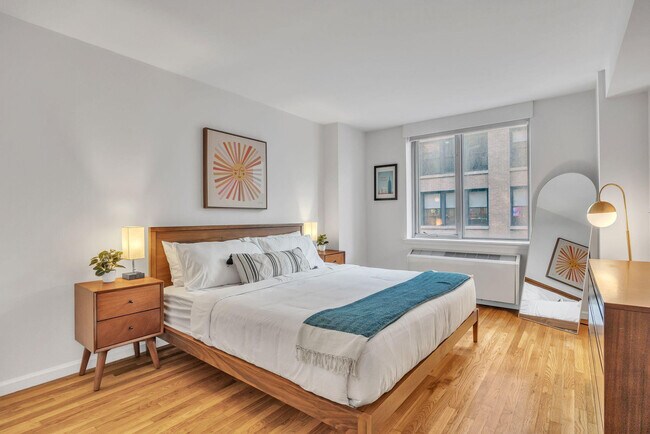 Photo - 120 W 21st St Unidad FL8-ID408957P