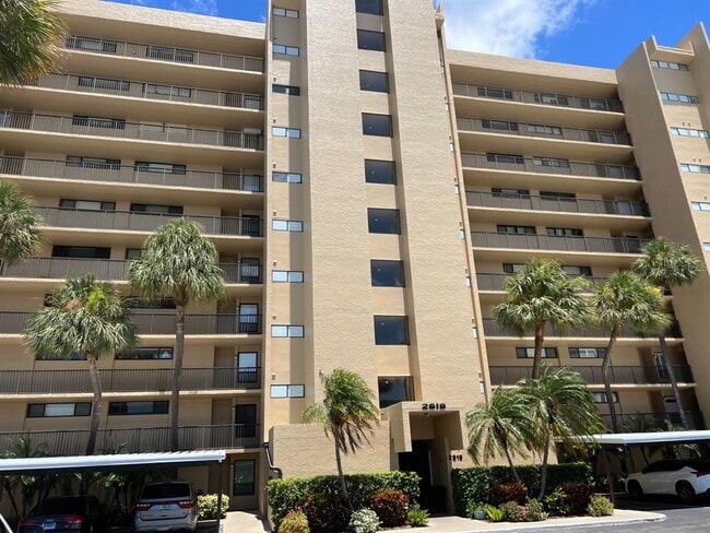 Building Photo - 2618 Cove Cay Dr Unit 909