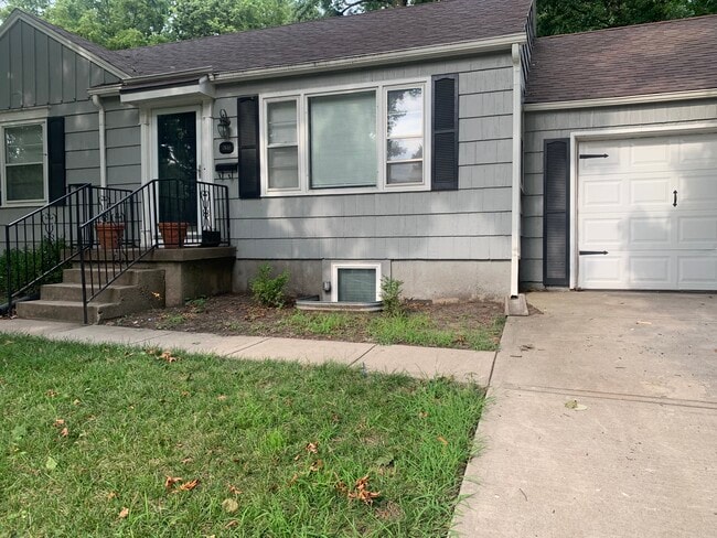 Building Photo - 7808 Juniper Dr Rental