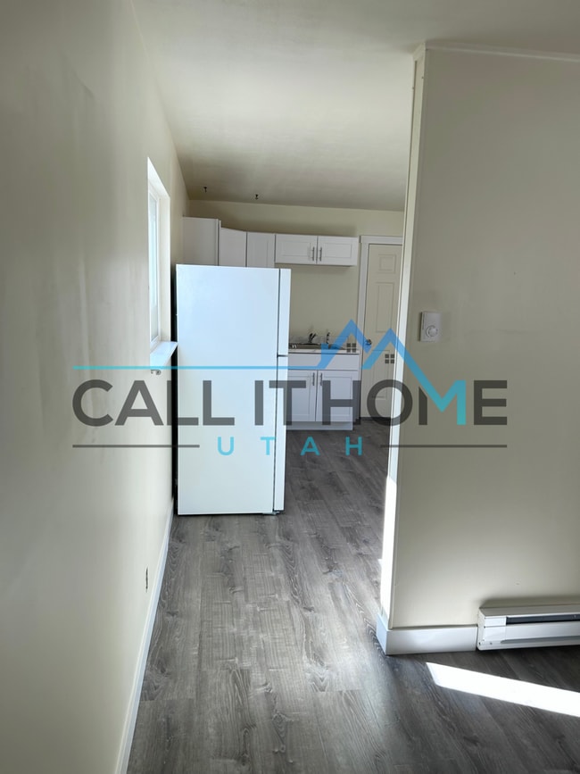 Photo - 1496 W Parkway Ave