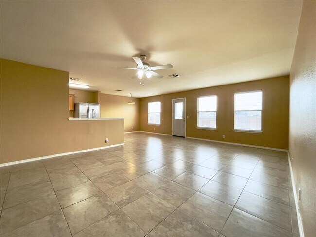 Photo - 318 Mitchell Dr