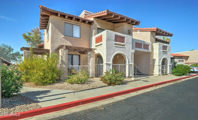 Photo - 5757 W Eugie Ave Unidad 2032