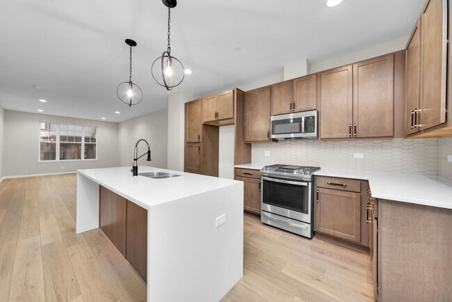 Photo - 30W136 Wheeler Cir