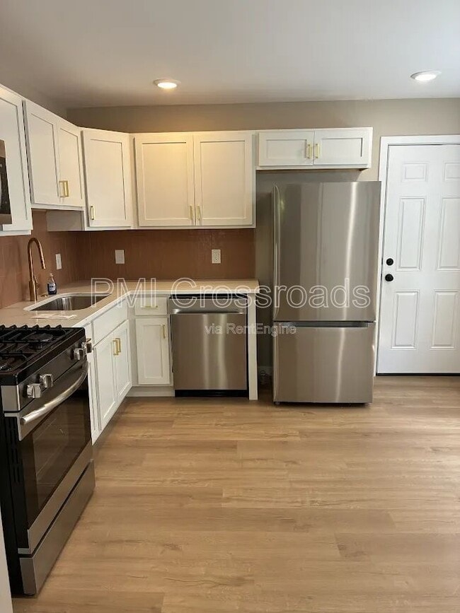 Photo - 1605 Winchester Ave
