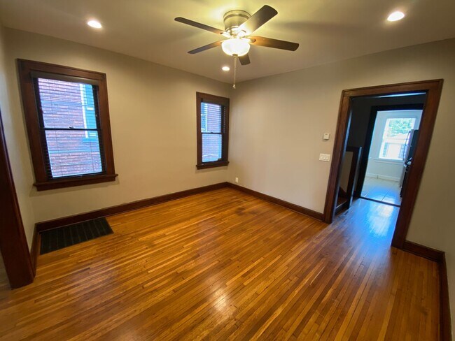 Photo - E 15th Ave 431-433 TNB Unit 433