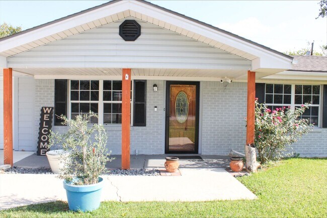 Photo - Beautiful Home Available 11/25 For Rent In Little River Academy!