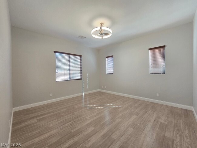 Building Photo - 8090 Ancient Oaks Ave