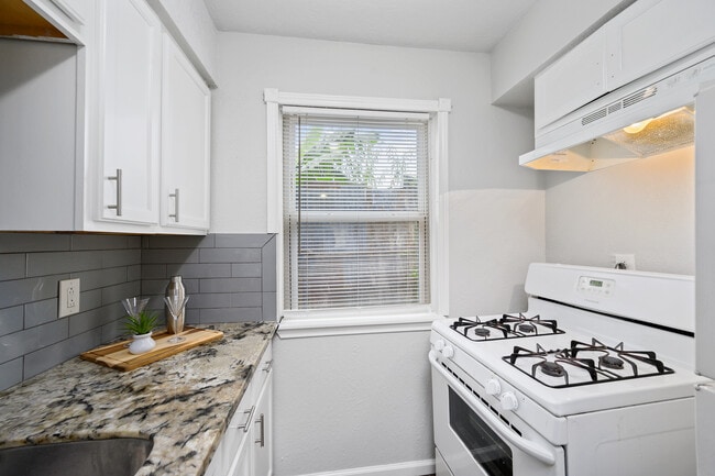 Photo - Emory at Canal