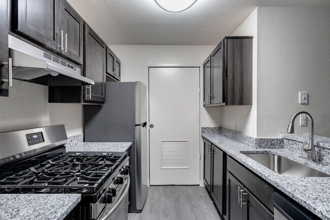 Interior Photo - Meadowood Park of Wixom Rental