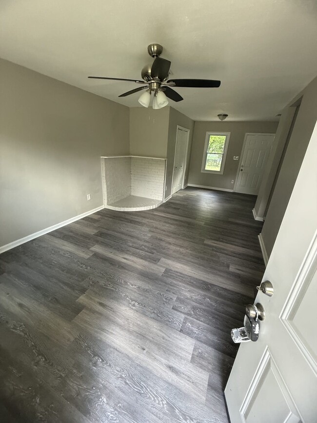 Photo - 5708 Edwina Dr