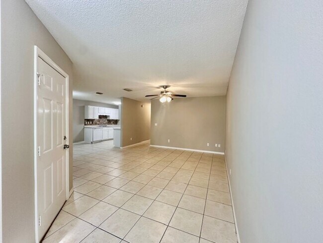 Photo - 2 bedroom/2 bathroom/2 car garage town home for rent in Mary Esther, East of Hurlburt AFB!
