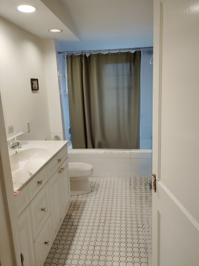 Photo - 2619 Prairie Ave